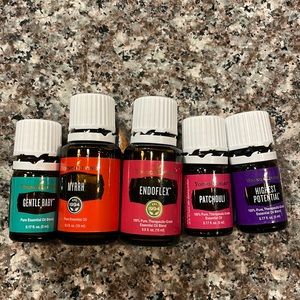 Bundle of young living essential oils 🌱3/4+ FULL